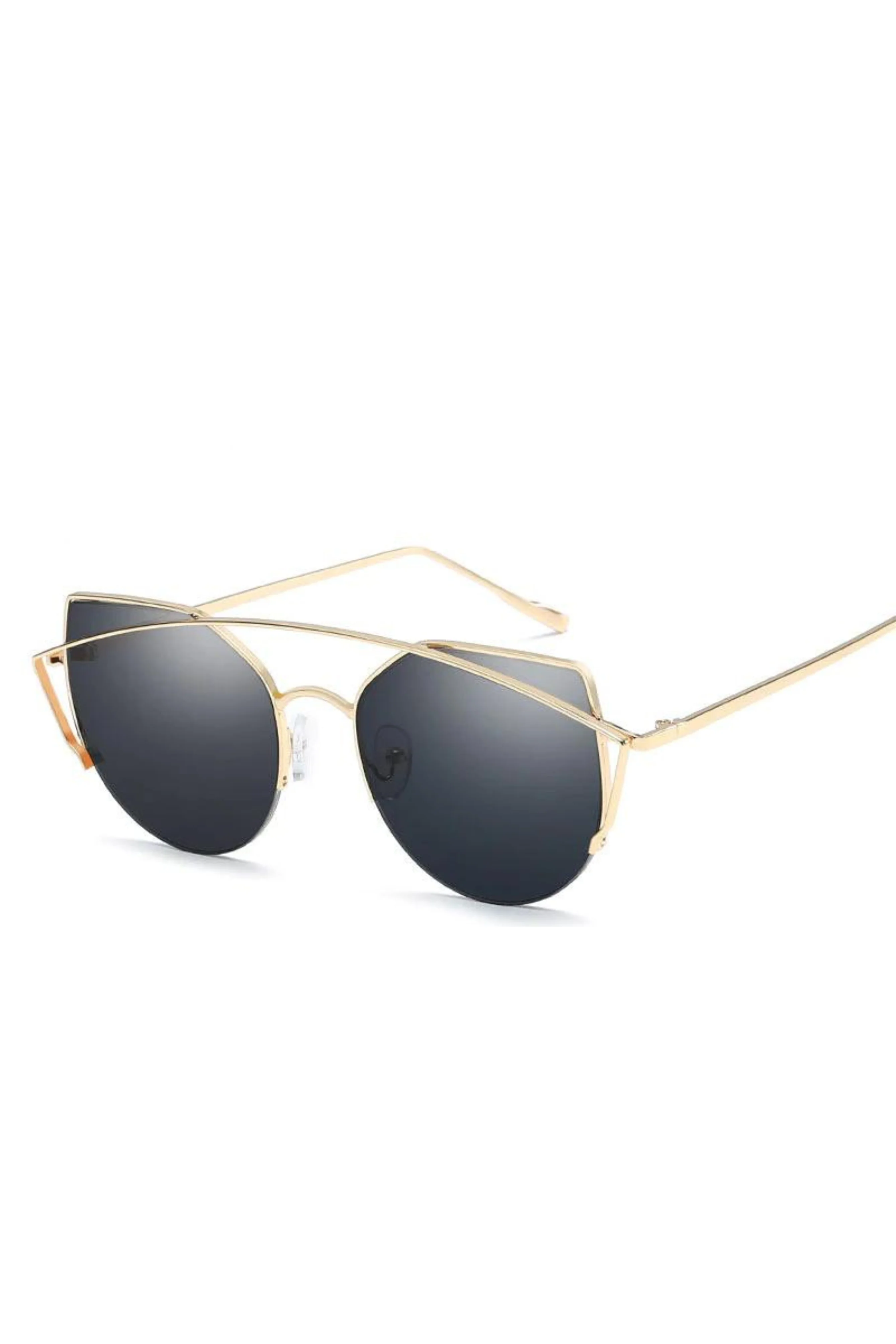 Chic Metallic Frame Sunglasses