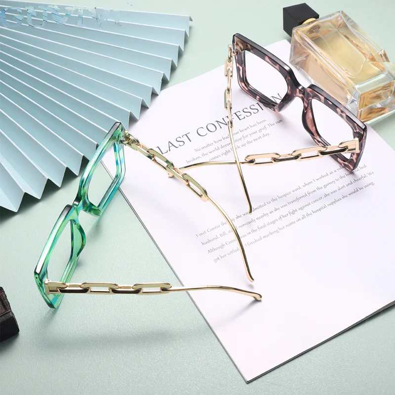 Stylish Square Eyewear