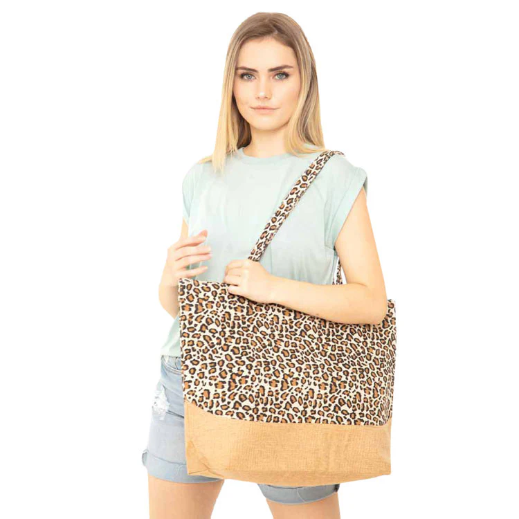 Stylish Leopard Print Tote Bag